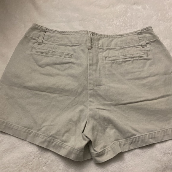 Shorts - Picture 4 of 4